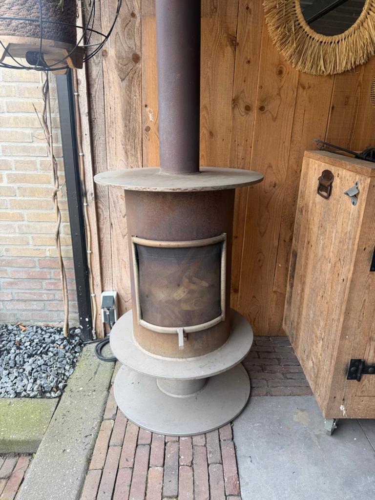 Super mooie buiten kachel, Huis en Inrichting, Kachels, Ophalen, Gebruikt, Hout, Houtkachel