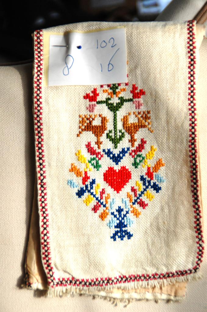 klokken kleedje 8, Antiek en Kunst, Antiek | Klokken, Ophalen of Verzenden
