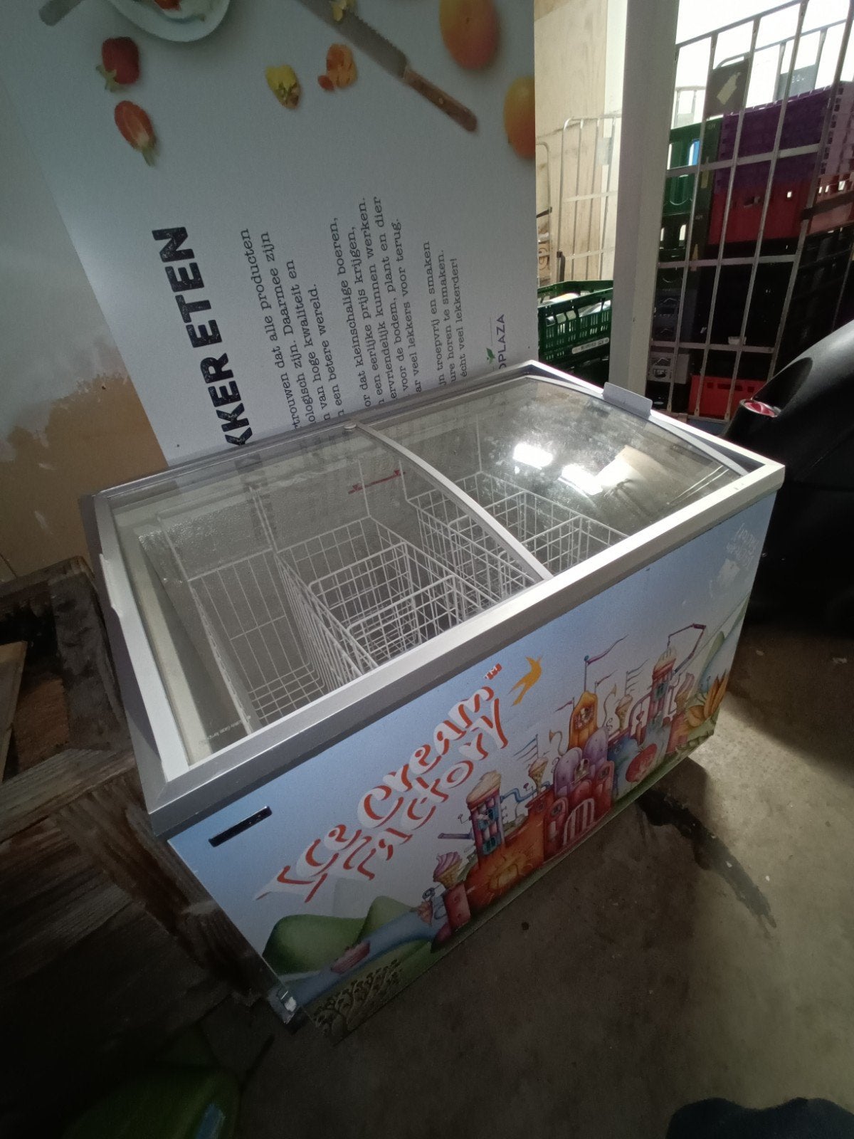 GRATIS Klimasan Conservator D300 DFSG AC Vrieskist - 270L, Gebruikt, Minder dan 85 cm, 200 liter of meer, 60 cm of meer