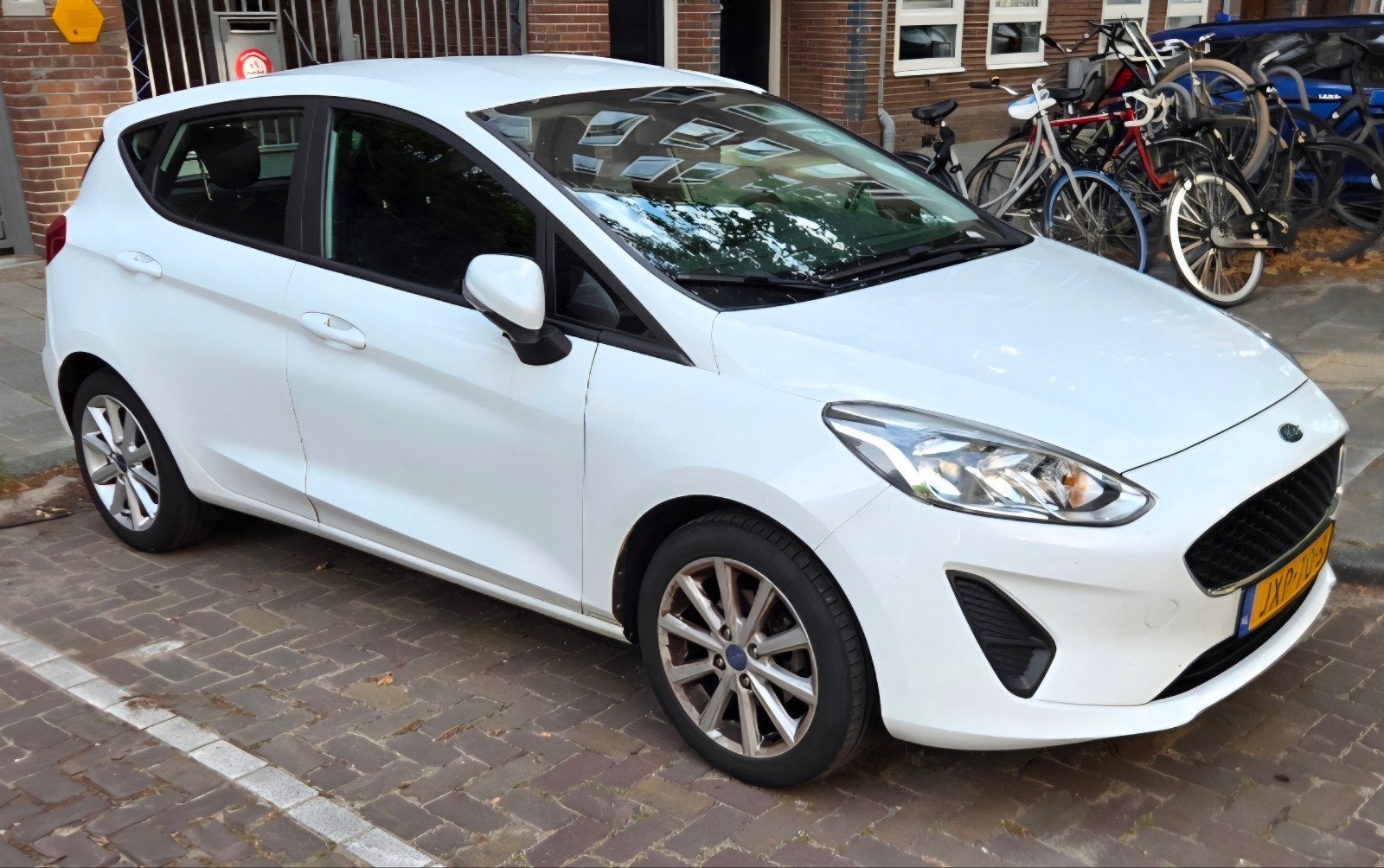 Ford Fiesta 1.5 tdci - Euro 6 - bj. 2019 - 104.794 km, Auto's, Voorwielaandrijving, Stof, Parkeersensor, 4 cilinders