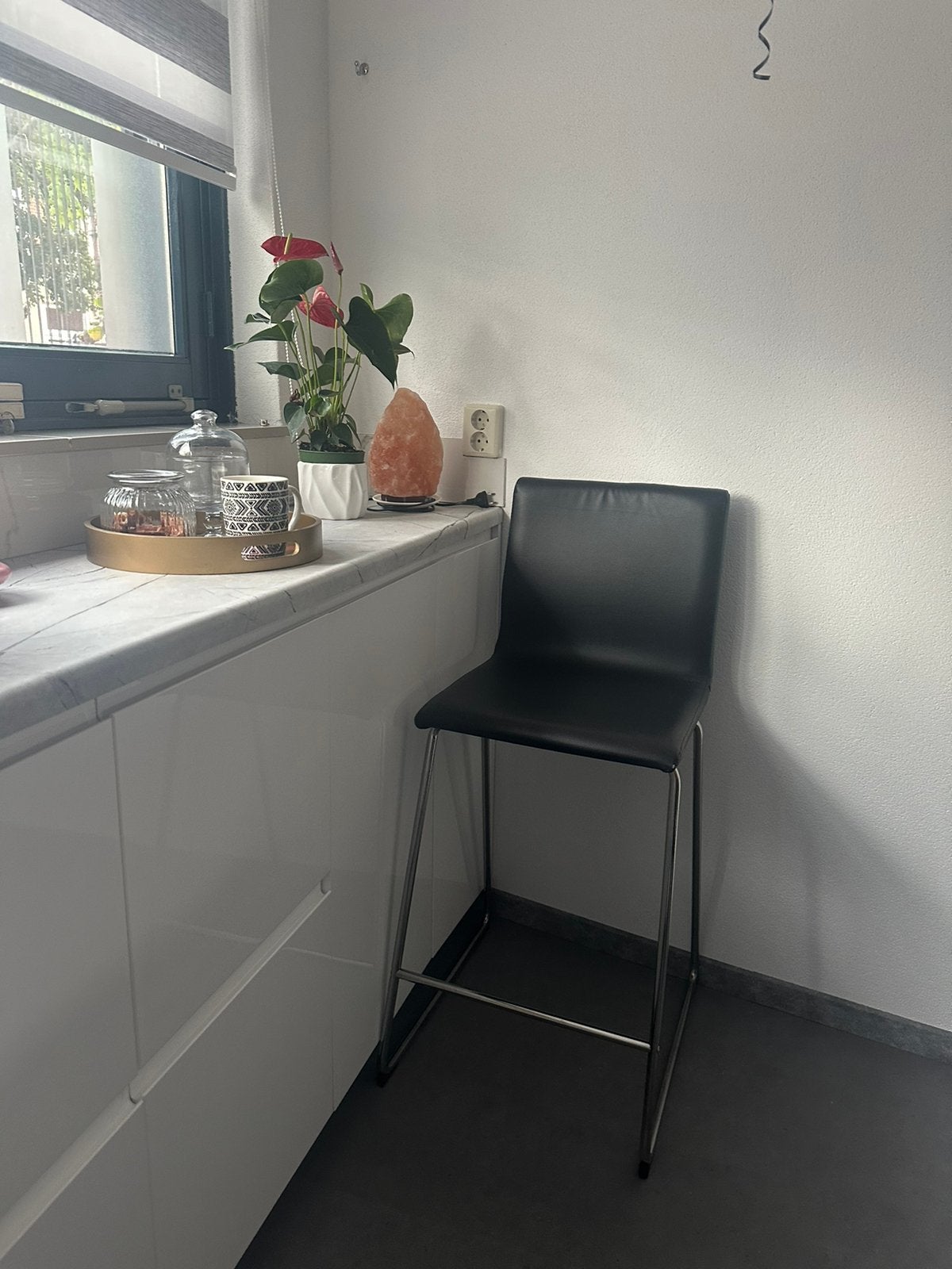 Helemaal  Nieuw, 1 kruk, Ophalen, Zo goed als nieuw, 60 tot 90 cm