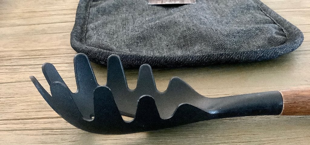 Nieuwe pannenlap en spaghetti lepel met kaartje er nog aan, Huis en Inrichting, Ophalen of Verzenden, Nieuw