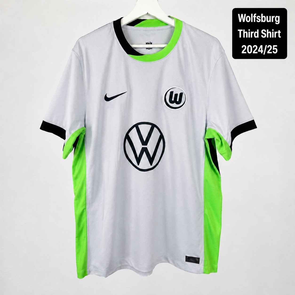 Nieuw VFL Wolfsburg Derde shirt seizoen 24/25 XL, Verzamelen, Ophalen of Verzenden, Nieuw, Buitenlandse clubs, Shirt