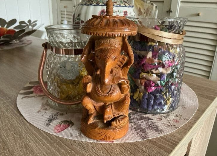Aziatische Kunst🌸Olifant pakt zijn slurf🌸en parasolletje, Verzenden