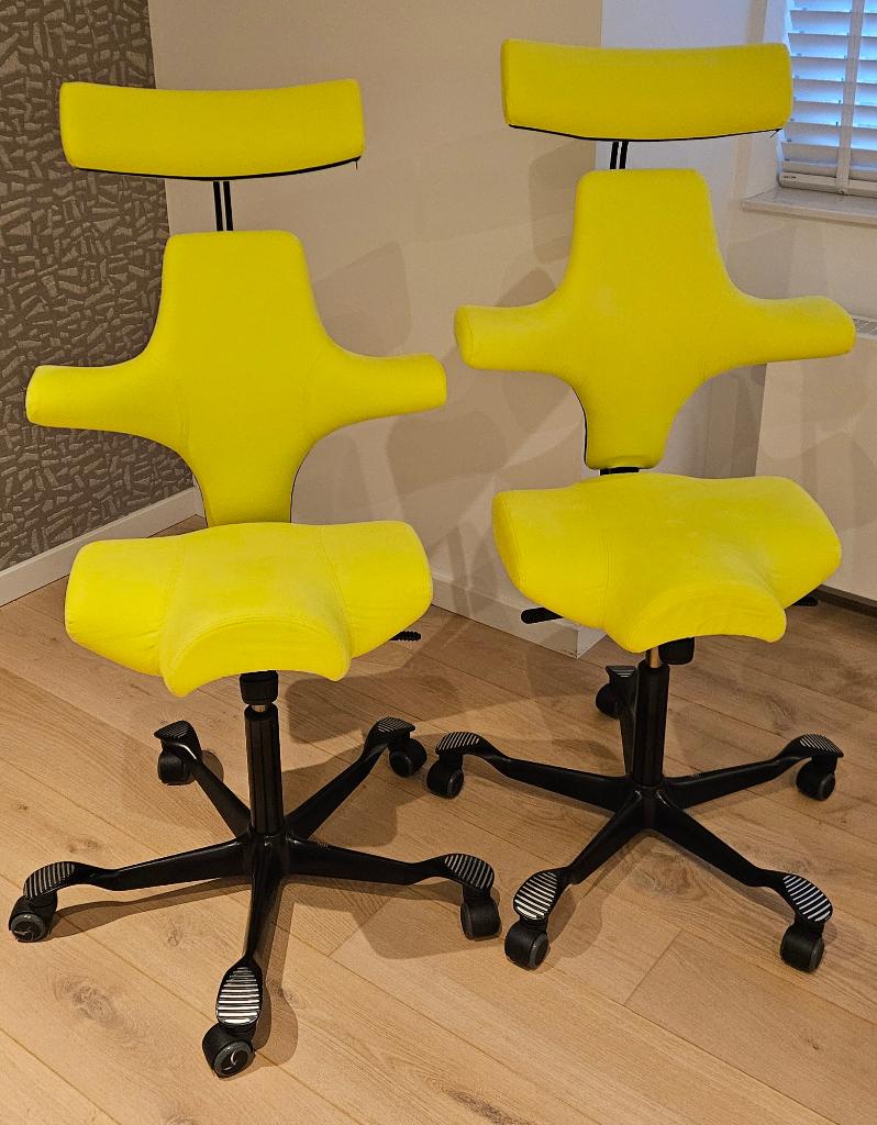 2 HÅG Capisco 8107 Ergonomische Bureaustoelen, Ophalen, Zo goed als nieuw, Bureaustoel, Groen