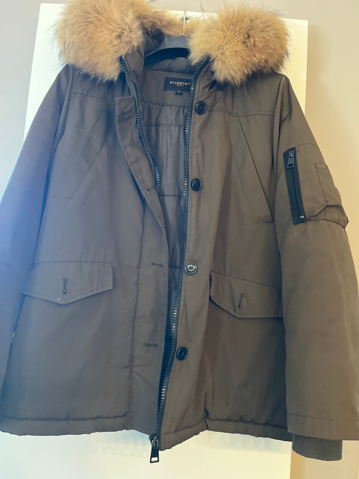 Nieuwe Attentif Paris jas met bontkraag groen, Ophalen, Nieuw, Maat 42/44 (L), Groen