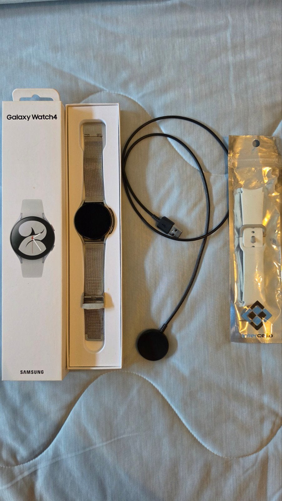 Samsung Smart watch 4, Sieraden, Tassen en Uiterlijk, Smartwatches, Ophalen, Zo goed als nieuw, Samsung, Afstand
