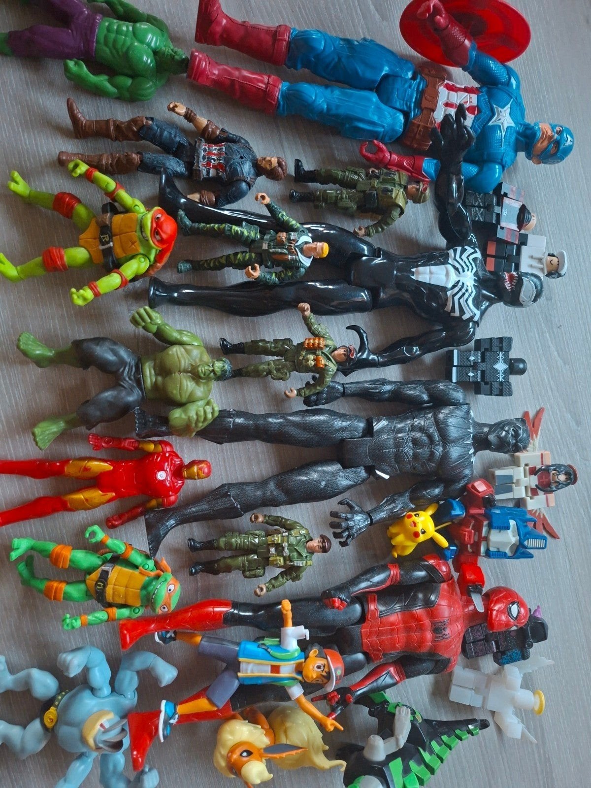 Grote collectie actiefiguren: Marvel, Turtles, Roblox en mee, Ophalen of Verzenden, Gebruikt