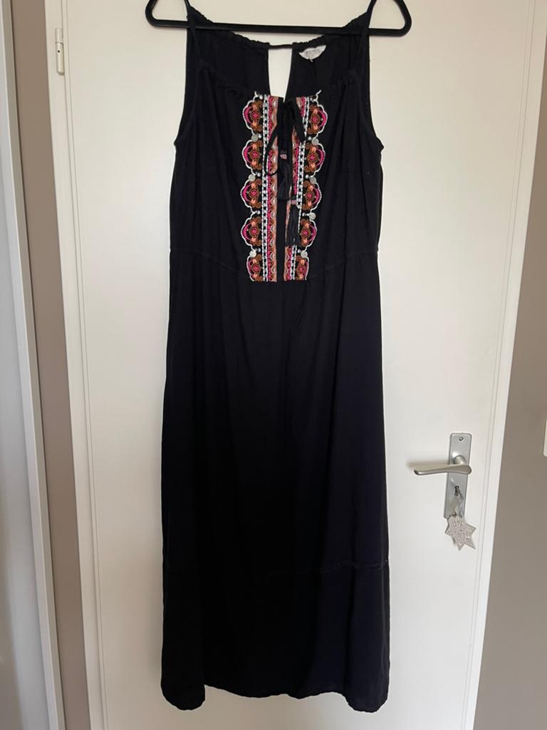FSTVL ibiza maxi jurk maat 44, Kleding | Dames, Jurken, Zwart, Maat 42/44 (L), Ophalen of Verzenden, Zo goed als nieuw