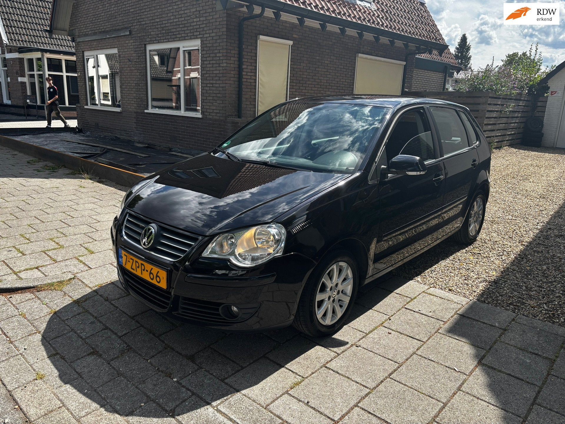 Volkswagen Polo 1.4-16V Optive, Airco, 5 Deurs, Cruise!, Auto's, Voorwielaandrijving, Gebruikt, Zwart, Bedrijf