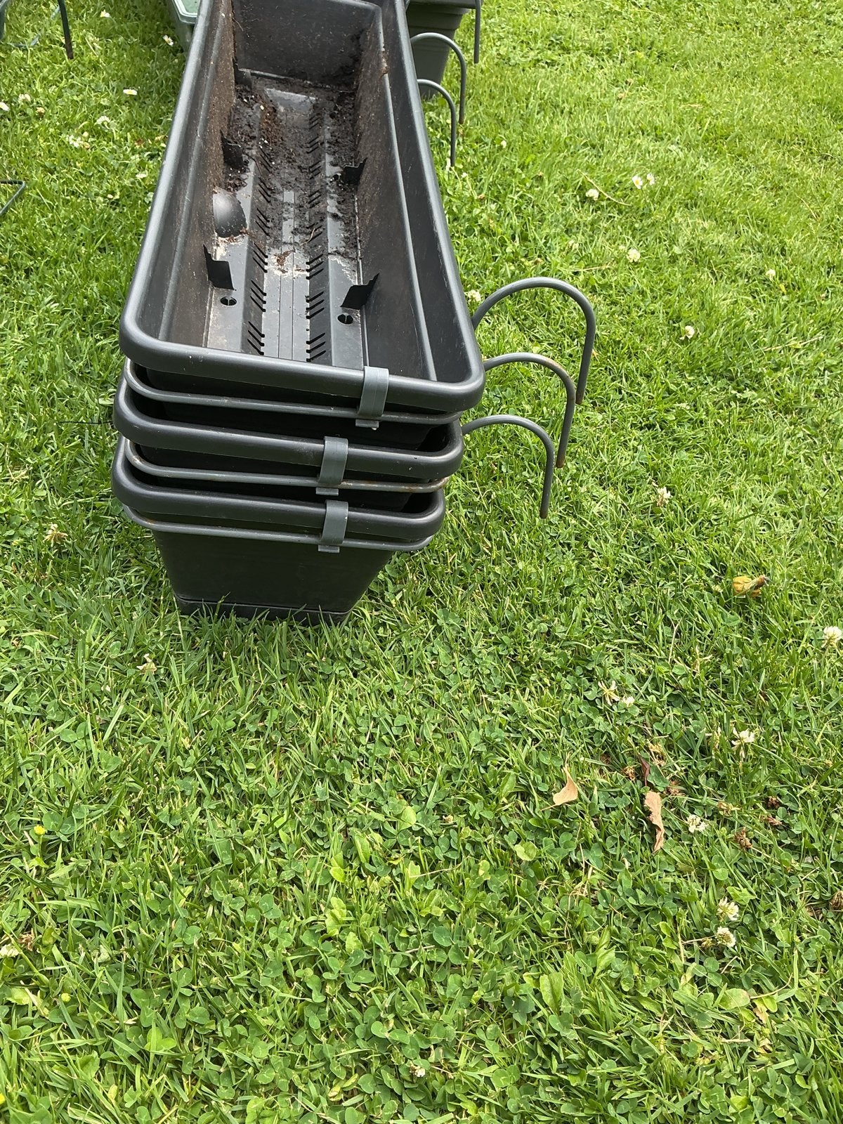 Diverse gebruikte bloembakken en haken, Tuin en Terras, Ophalen, Kunststof, Gebruikt, Minder dan 30 cm