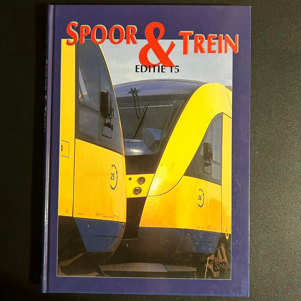 Spoor en trein; editie 15 (2004), Ophalen of Verzenden, Zo goed als nieuw, Trein, Boek of Tijdschrift