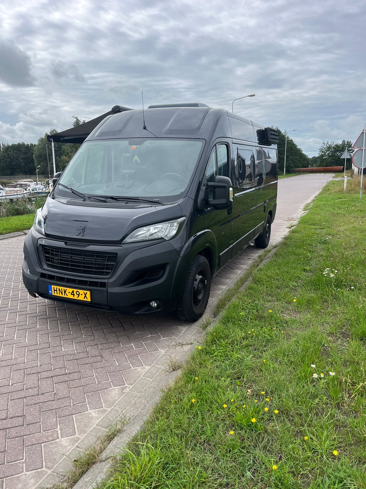 Peugeot camper, Caravans en Kamperen, Chemisch toilet, Buscamper of Camperbus, Tot en met 2, 6 tot 7 meter