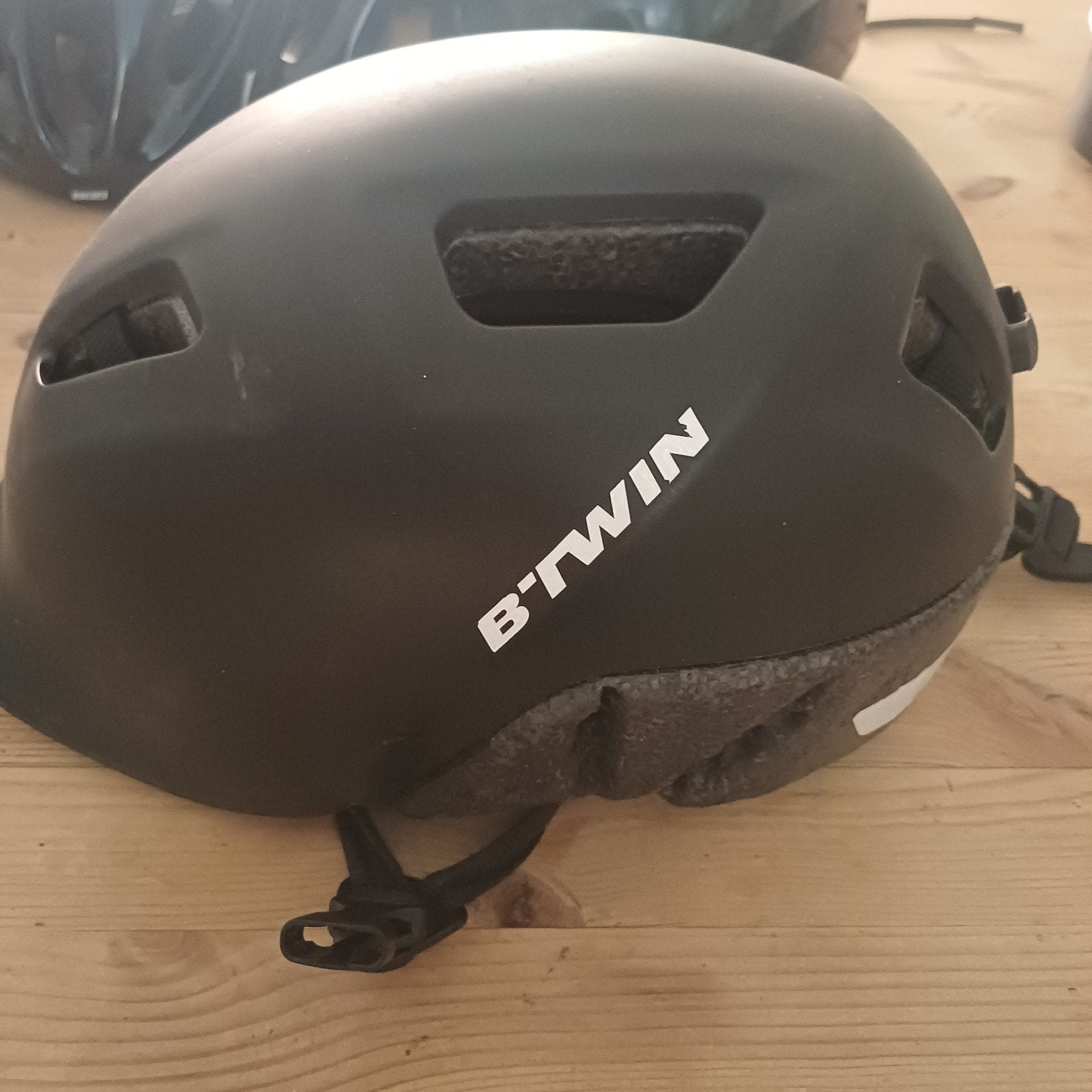 B'TWIN Fietshelm - Zwart, Maat M, B'TWIN, Gebruikt, M, Ophalen of Verzenden