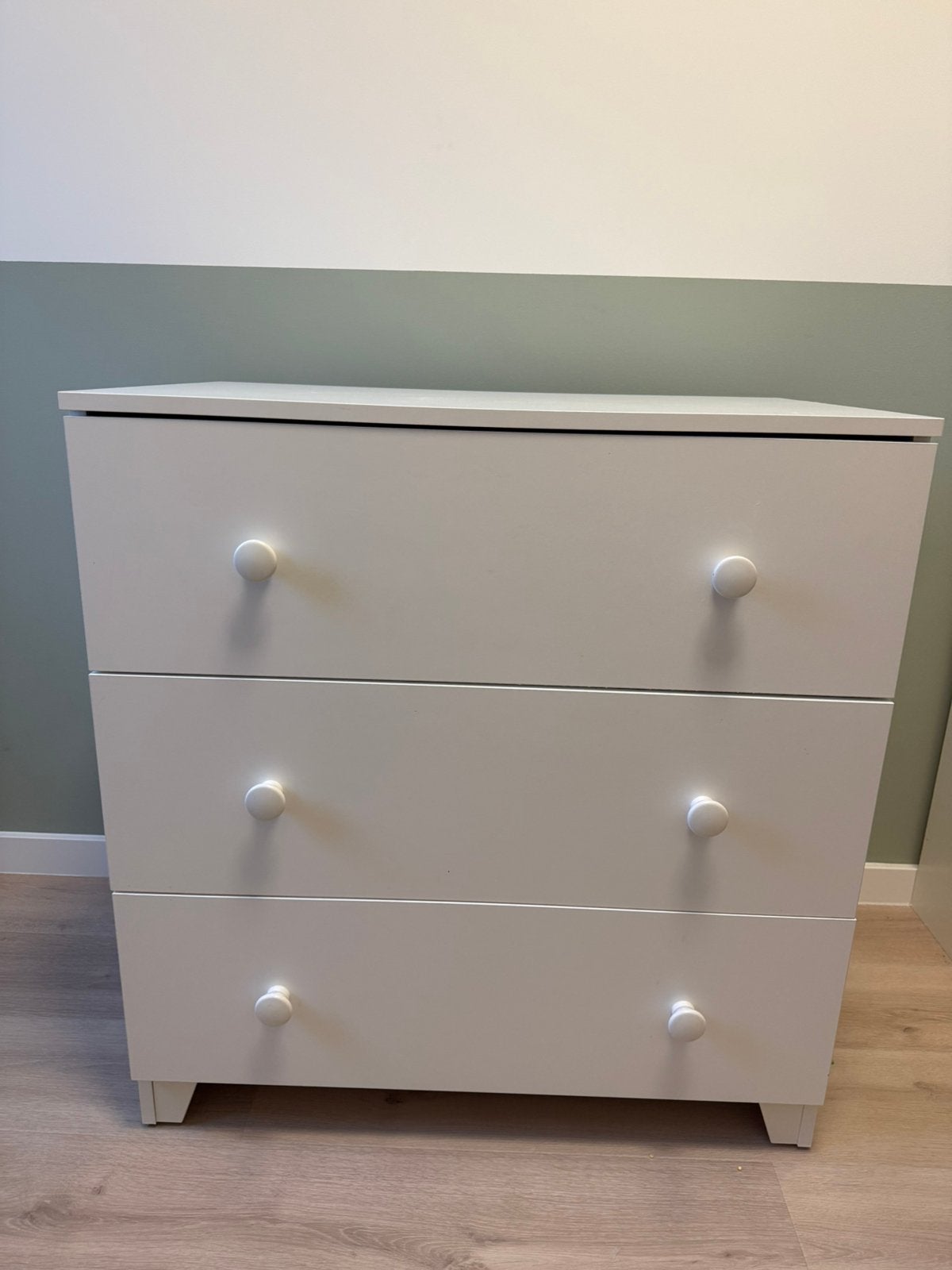 GRATIS Commode met 1 kapotte lade MORGEN NAAR GROFVUIL, Ophalen, Gebruikt, 50 tot 70 cm, 75 tot 100 cm