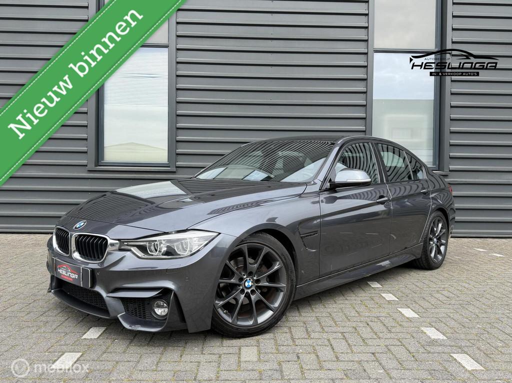 BMW 3-serie 318i Centennial High Executive M Sport, Auto's, Automaat, Gebruikt, Euro 6, Leder