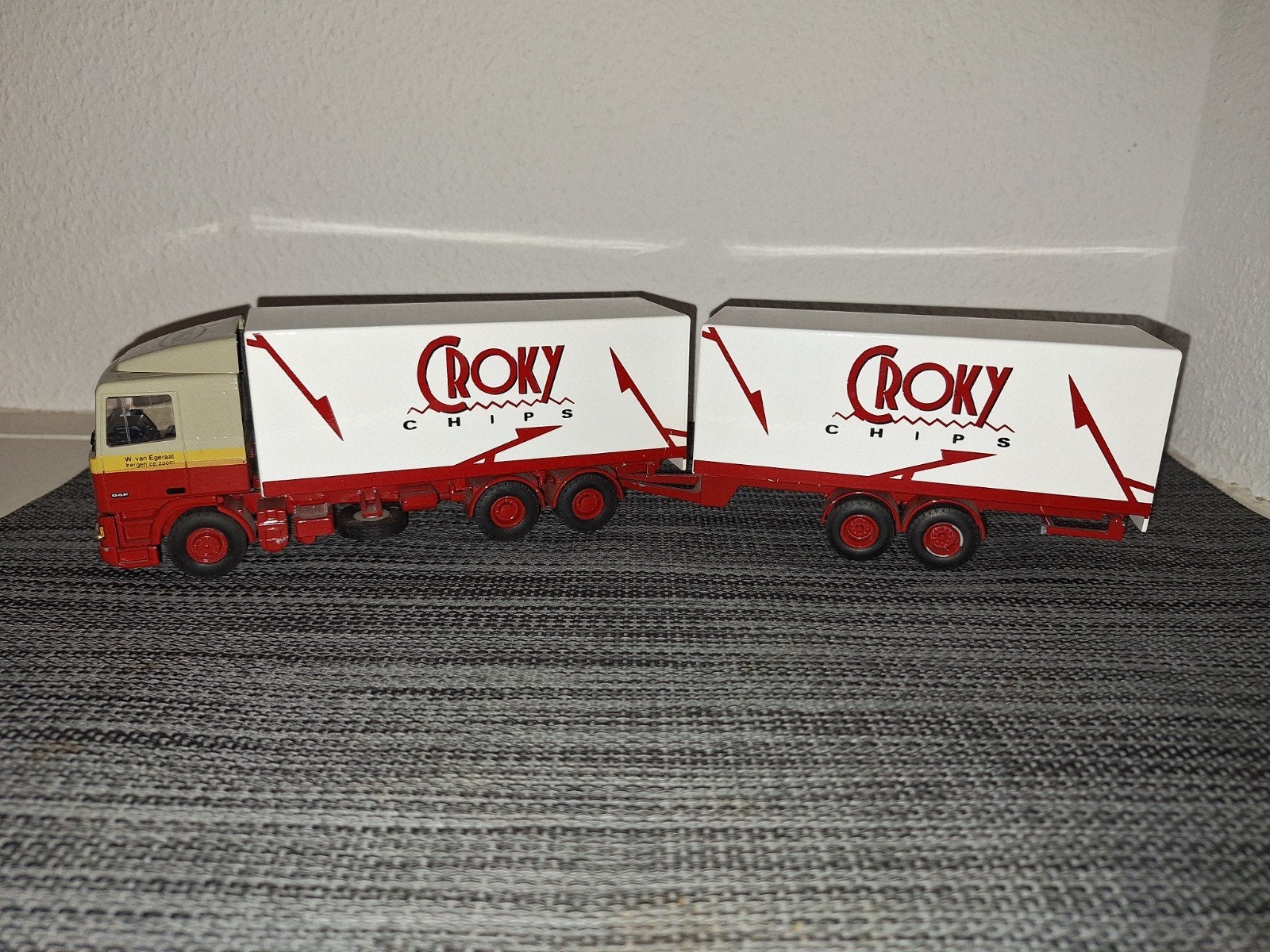 Lion DAF vrachtwagen met wipkar - Croky Chips, Ophalen of Verzenden