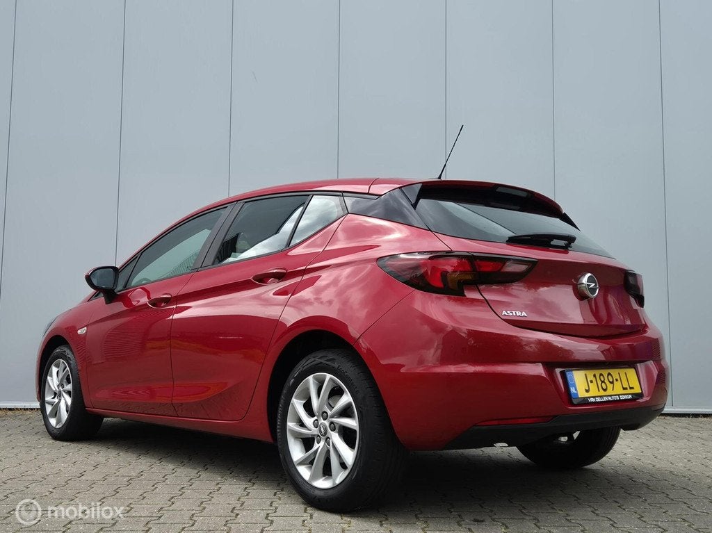 OPEL ASTRA 1.2 BUSINESS EDITION/CAMERA/LED/CARPLAY/BLUETOOTH, Auto's, Opel, Voorwielaandrijving, 1350 kg, Gebruikt, Euro 6
