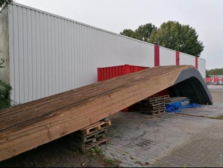 Houten gelamineerde spanten | 24 meter vrije overspanning, Doe-het-zelf en Verbouw, Ophalen, Gebruikt, Overige typen, Overige houtsoorten