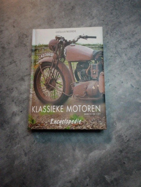 Boek geïllustreerde klassieke motoren, Ophalen of Verzenden