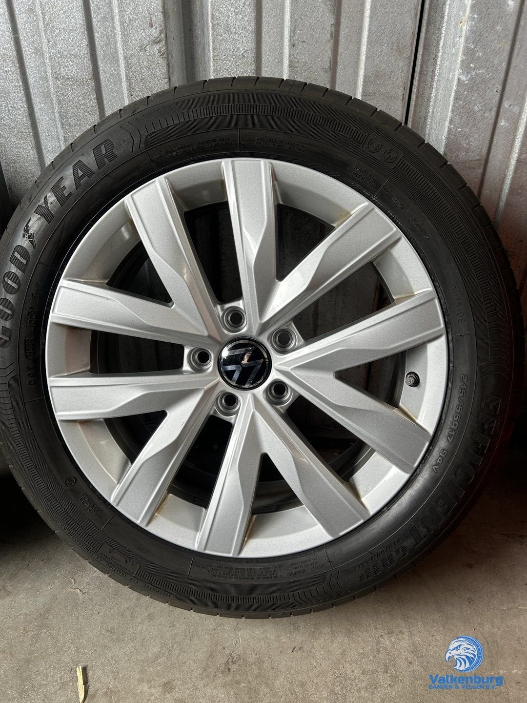 6mm! Originele VW Arteon Passat B8 Mastrand 17 inch velgen T, -, -, Banden en Velgen, 17 inch