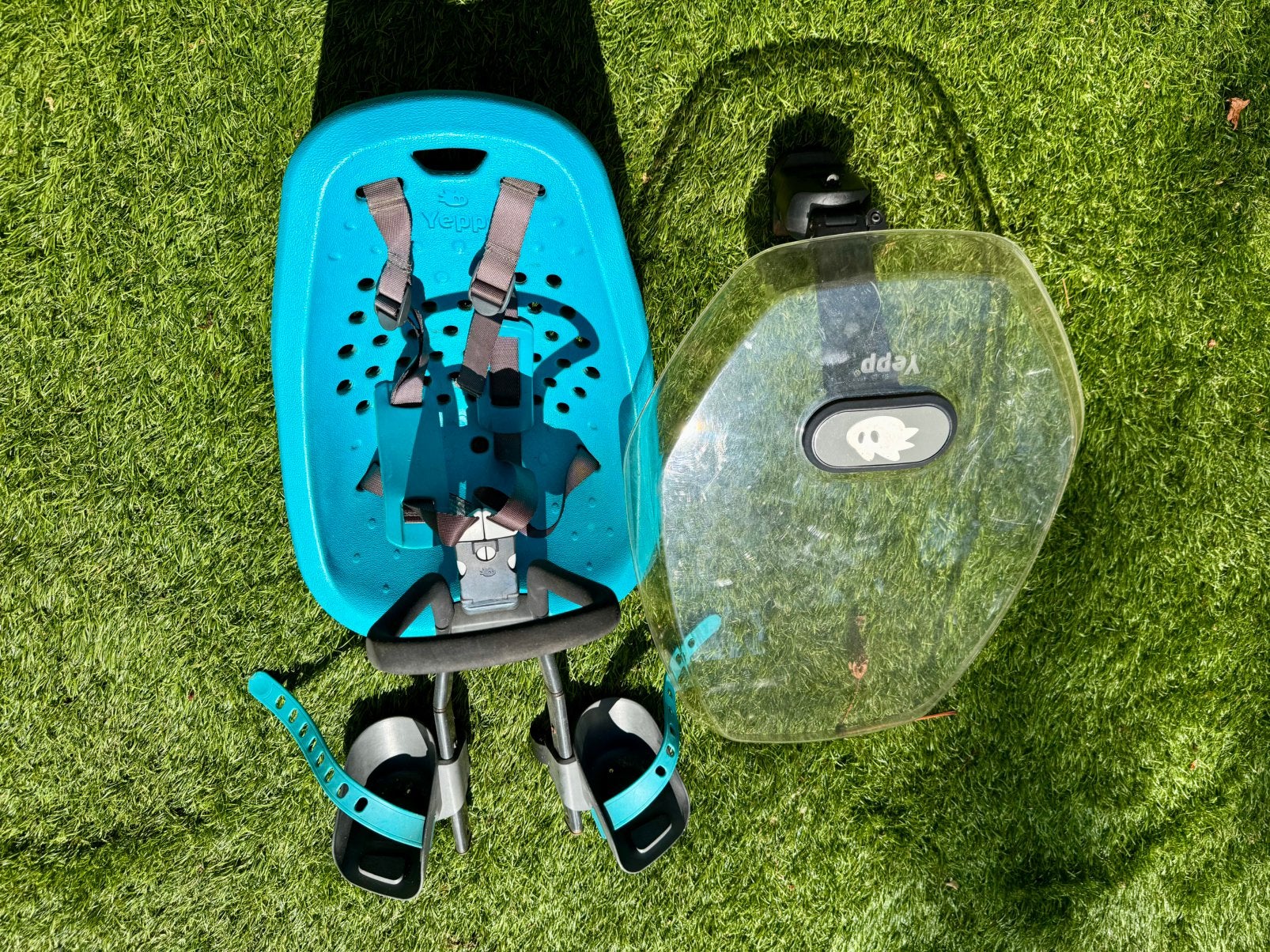 Yepp Mini fietsstoeltje voorop in turquoise/blauw, Fietsen en Brommers, Ophalen, Yepp, Voorzitje, Gebruikt