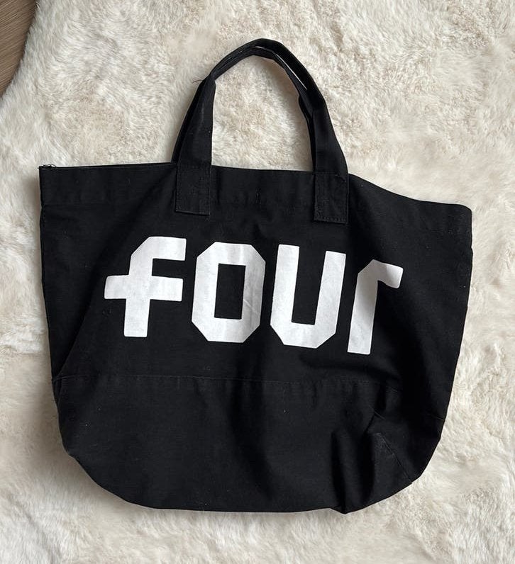 FOUR Shopper Tas Zwart met Wit Logo, Ophalen, Zo goed als nieuw, Zwart, Overige typen