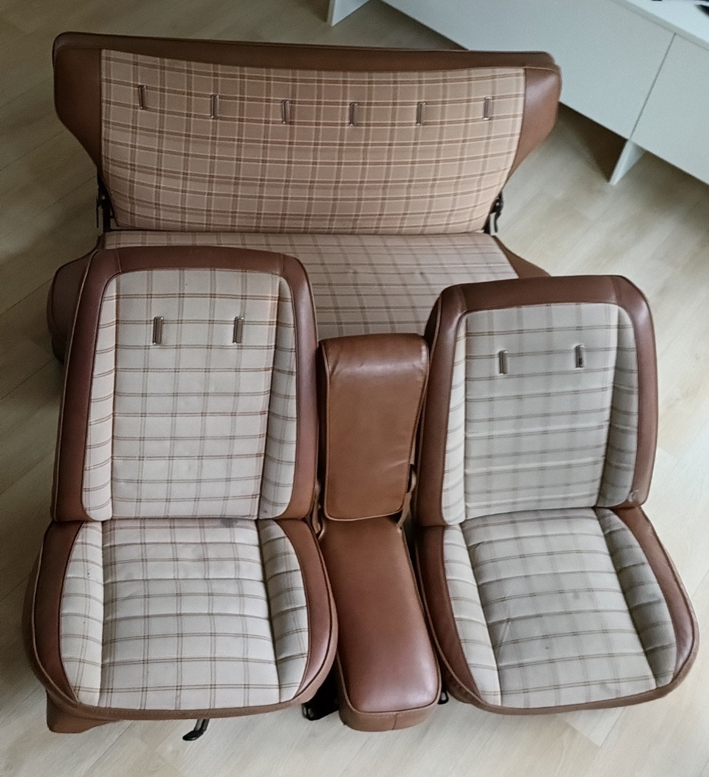 Jeep Wagoneer compleet voorstoelen armsteun achterbank, Ophalen, Jeep