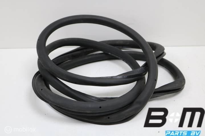 Portierrubber links of rechtsachter VW Touran 1T 1T0867913K, Auto-onderdelen, Gebruikt