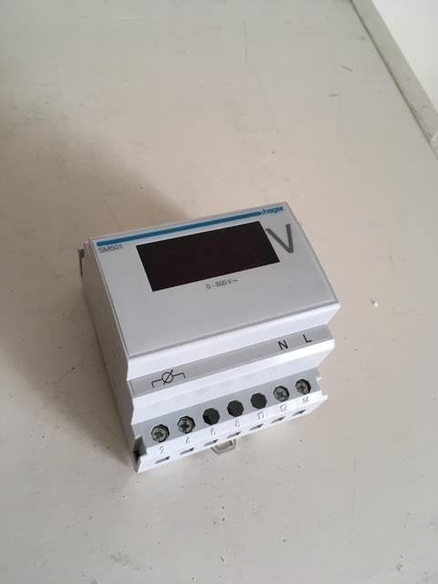105. Digitale voltmeter Hager SM501, Ophalen of Verzenden, Nieuw