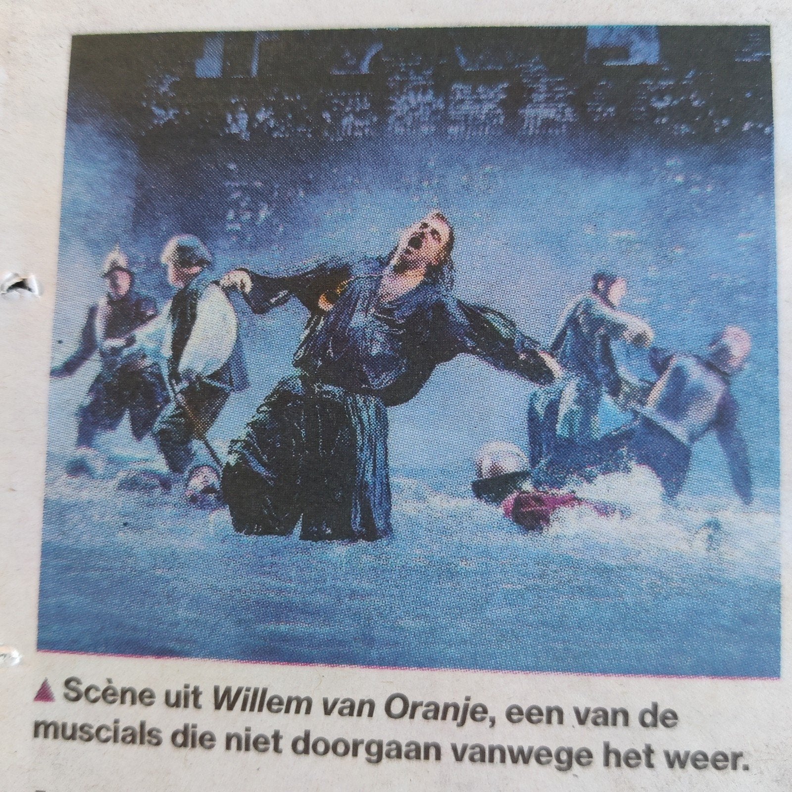 Willem van Oranje Musical Krantenartikel knipsel, Ophalen of Verzenden, 1980 tot heden, Nederland, Knipsel(s)
