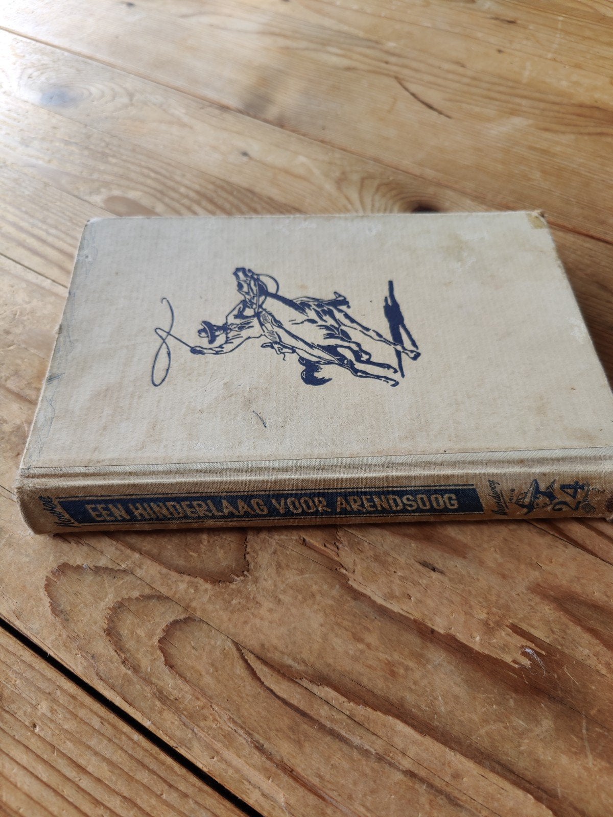 Een Hinderlaag voor Arendsoog ,1ste druk deel 24, P. Nowee (, Boeken, Ophalen of Verzenden, Gelezen, P. Nowee, Nederland