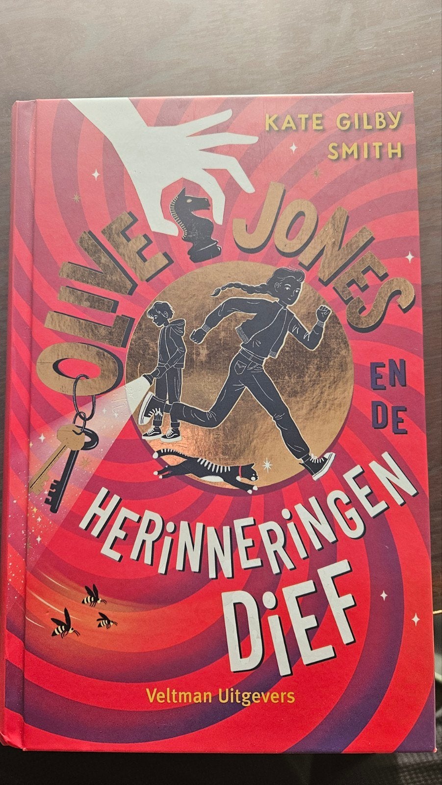 Kate Gilby Smith - Olive Jones en de herinneringendief, Ophalen of Verzenden, Zo goed als nieuw, Kate Gilby Smith