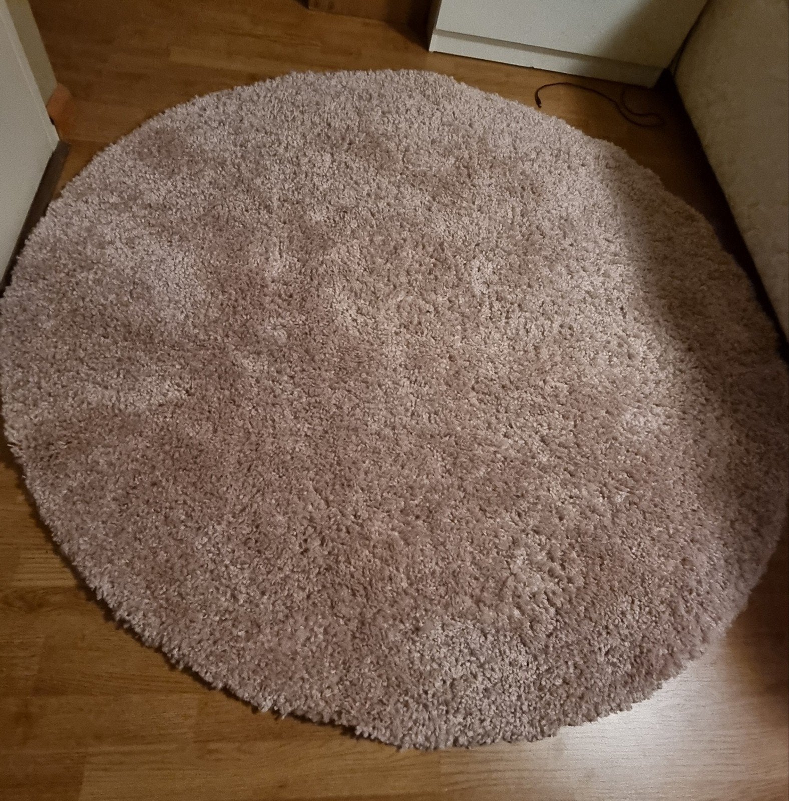 Mooie ronde tapijt 160cm (kleur roze), Ophalen, Rond, 150 tot 200 cm, 150 tot 200 cm