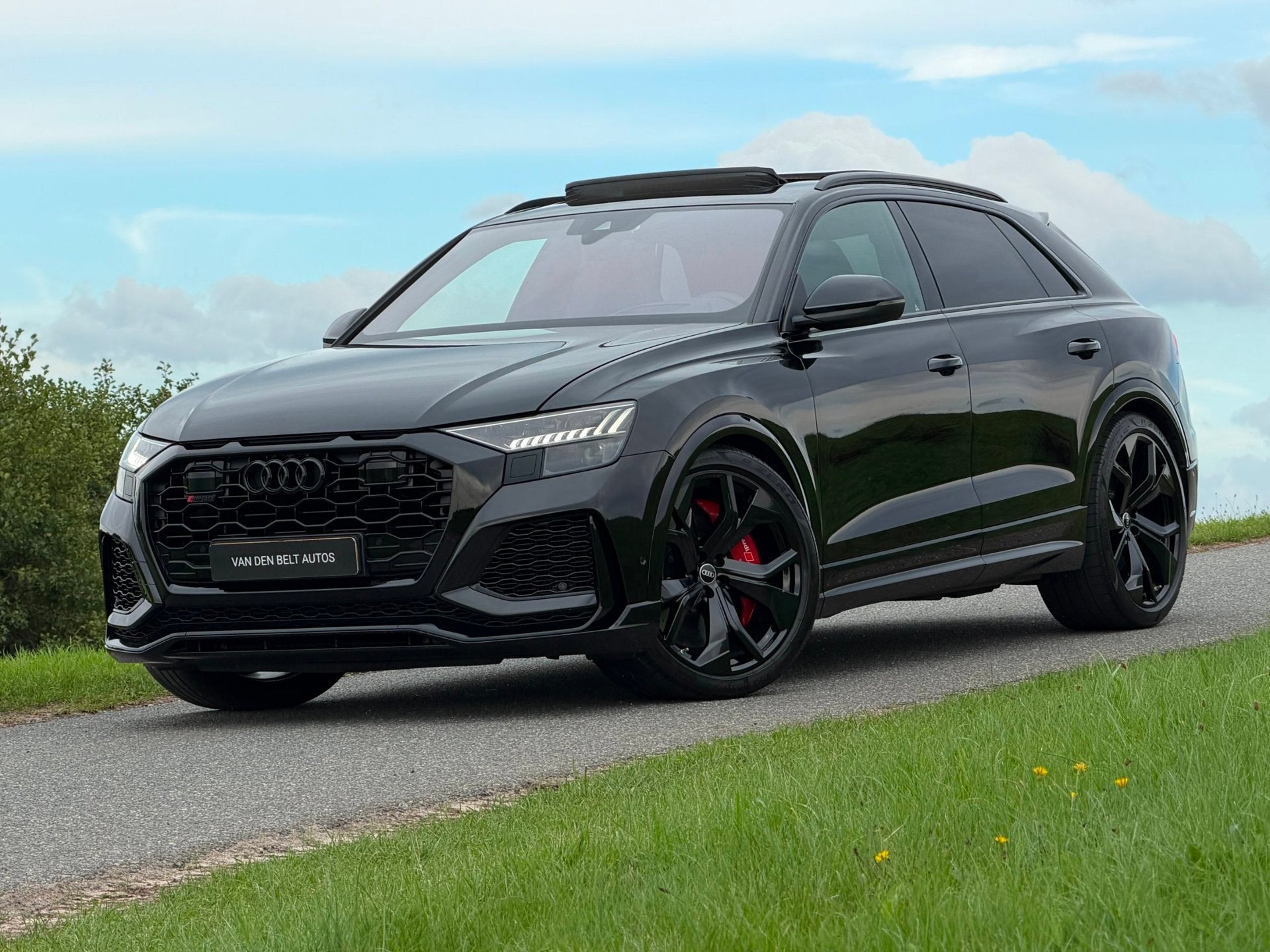 Audi RSQ8 4.0 TFSI Quattro 600PK |Pano |Keramisch |Dynamic+, Auto's, Gebruikt, 600 pk, Zwart, Leder