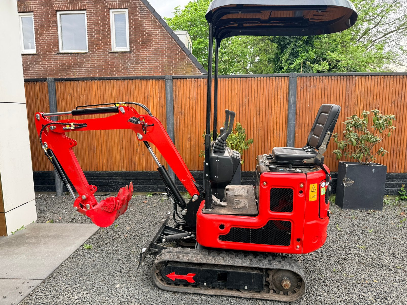Tuinmachines - Minigraver en rijdend-Hakselaar, Tuin en Terras, Ophalen, Zo goed als nieuw, Benzine