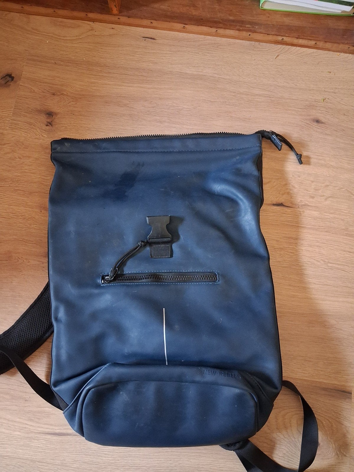 New Rebels rugzak met lichte gebruikssporen, Ophalen of Verzenden