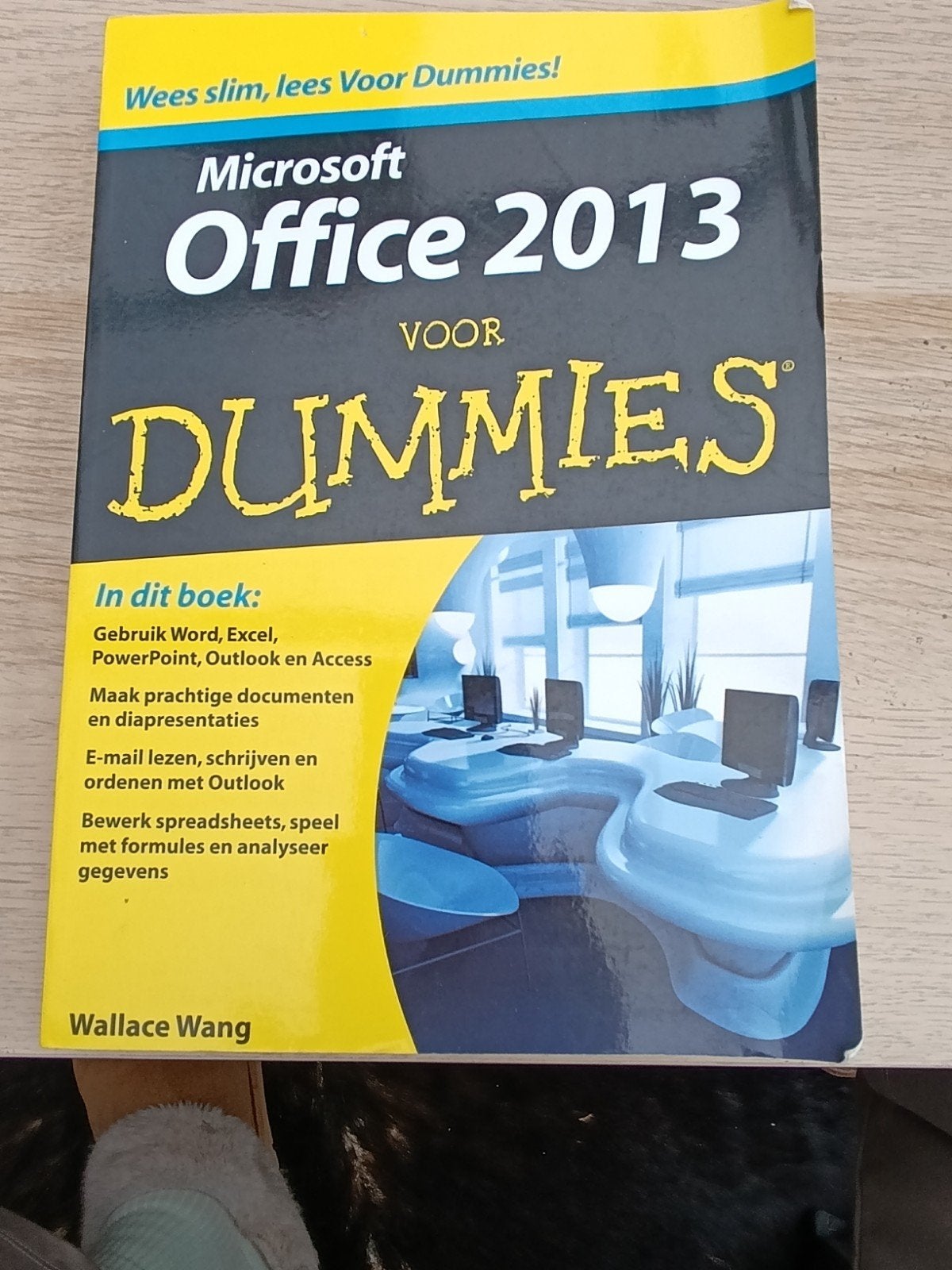 Microsoft Office 2013 voor Dummies - Wallace Wang, Boeken, Ophalen of Verzenden, Zo goed als nieuw, Software, Wallace Wang