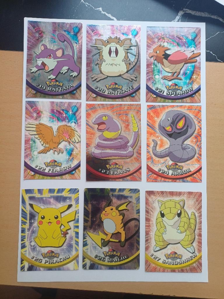 Pokémon Topps 1999- o.a. Pichachu & 4x Foil/Holo incl.1st Ed, Verzenden, Zo goed als nieuw, Meerdere kaarten, Foil