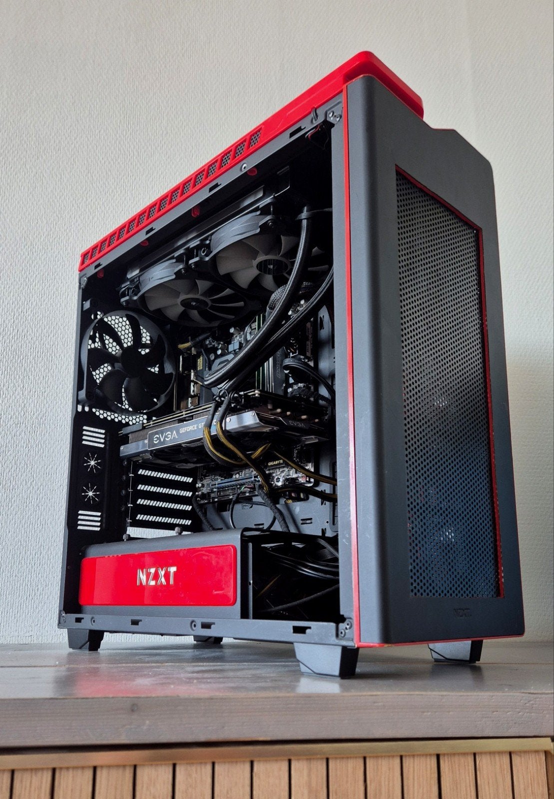 NZXT watercooling - Core i7 6700 - GTX1070 - 32GB - W11 SSD, 32 GB, Zelf gebouwde pc, Zo goed als nieuw, Gaming