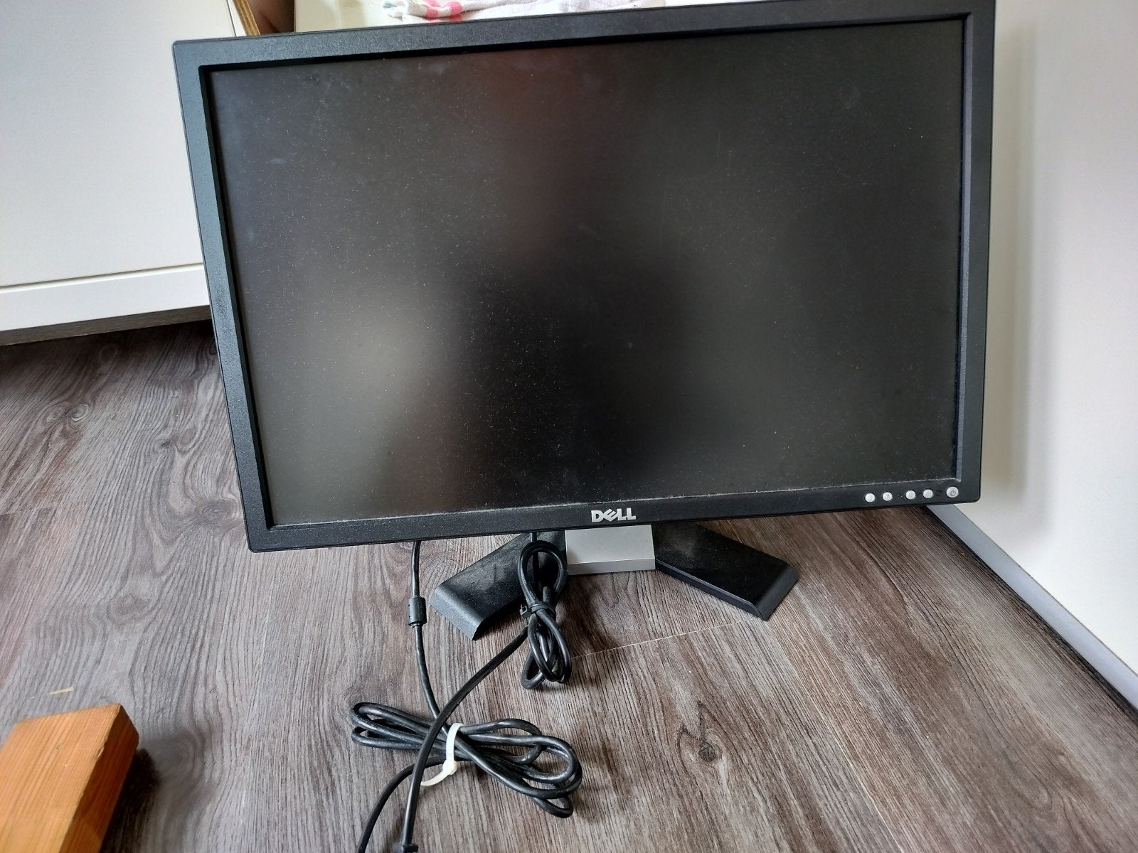 Klein Tv scherm Dell, Gebruikt, IPS, Ophalen of Verzenden, DELL