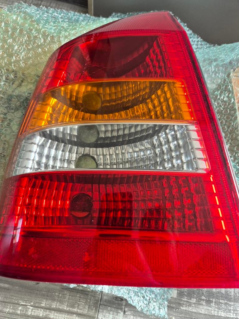 2x achterlichten Opel Astra H modellen in mooie staat, Ophalen of Verzenden, Gebruikt, Opel