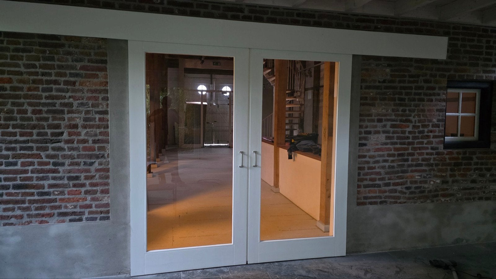 Glazen schuifdeuren met railing en bevestiging., Ophalen, Gebruikt, Binnendeur, Schuifdeur