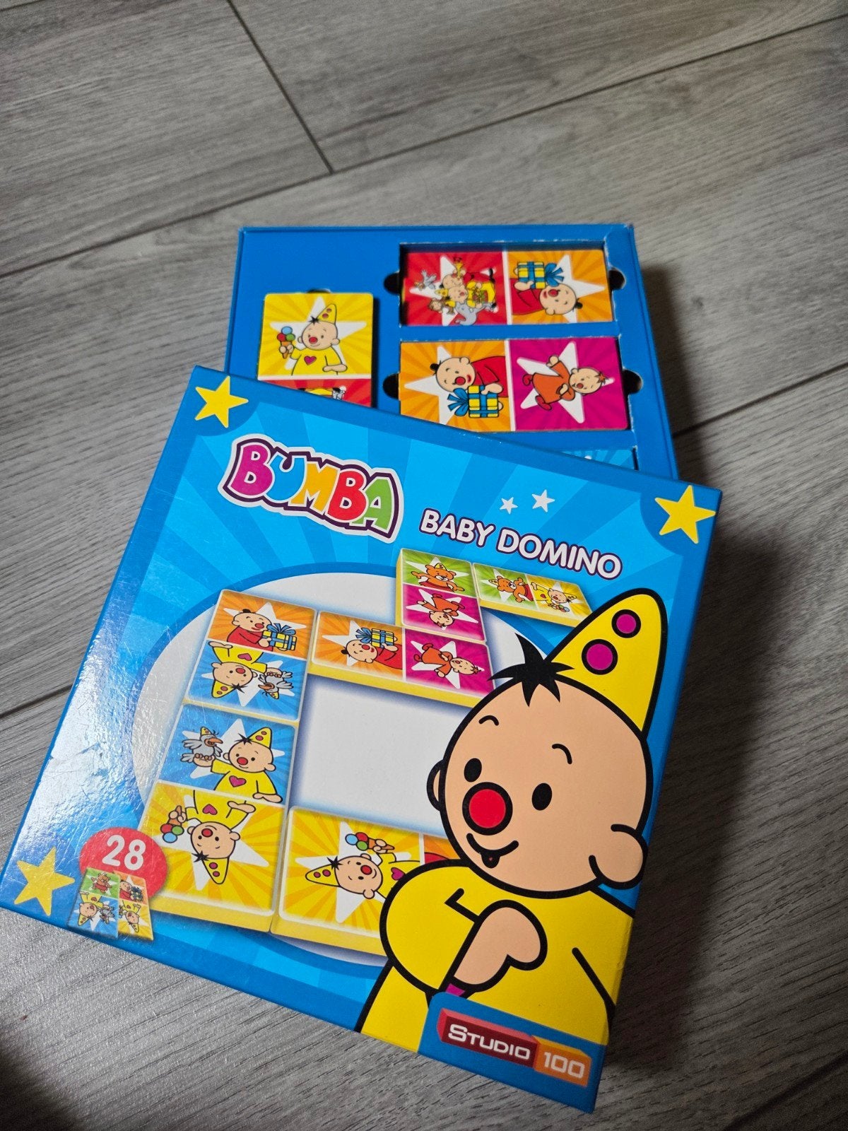 Bumba Baby Domino - Studio 100, Ophalen of Verzenden, Zo goed als nieuw, Overige typen