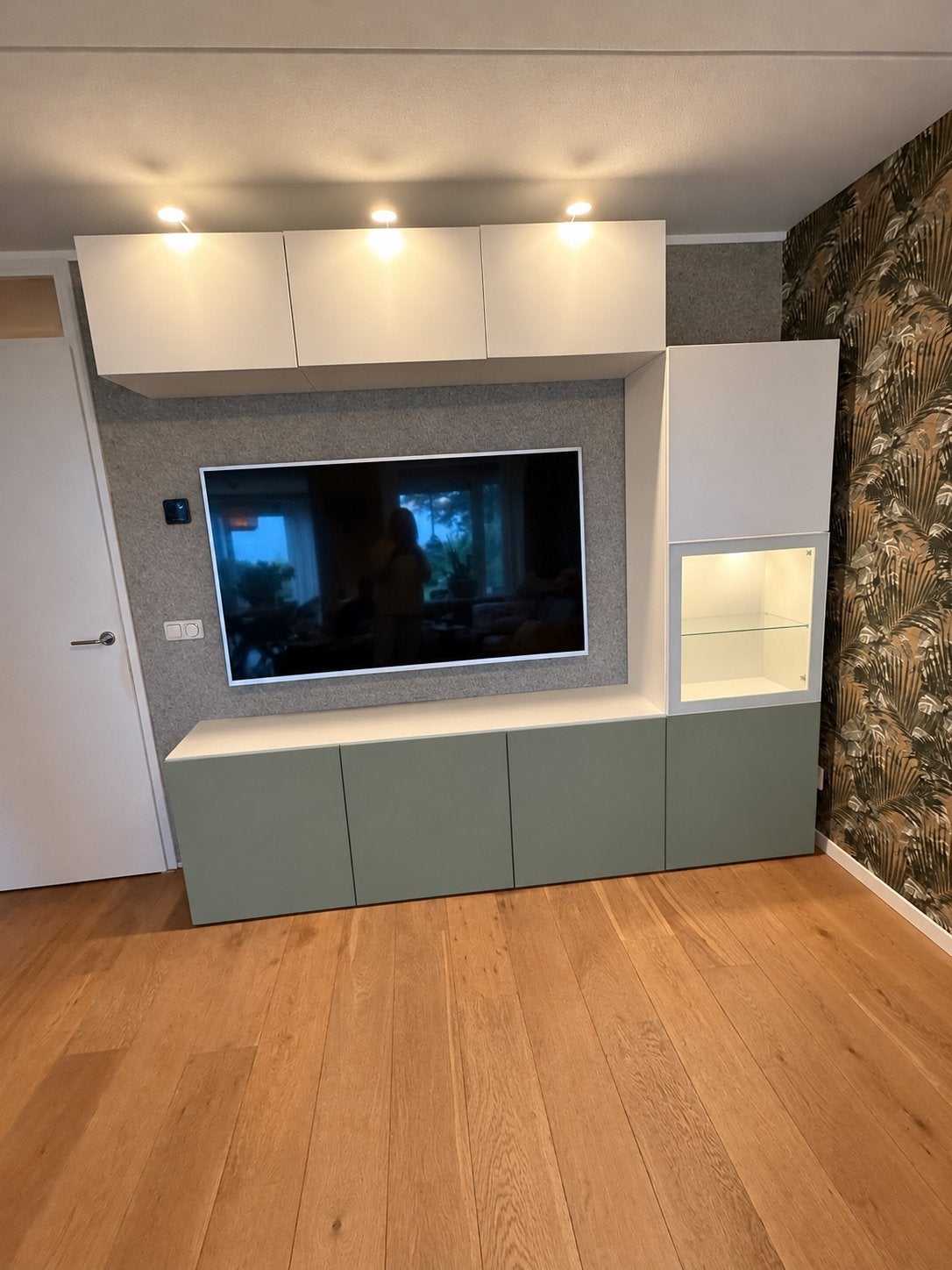 IKEA Besta TV-meubel 240cm breed, half jaar oud, Ophalen, Kunststof, Zo goed als nieuw, 200 cm of meer