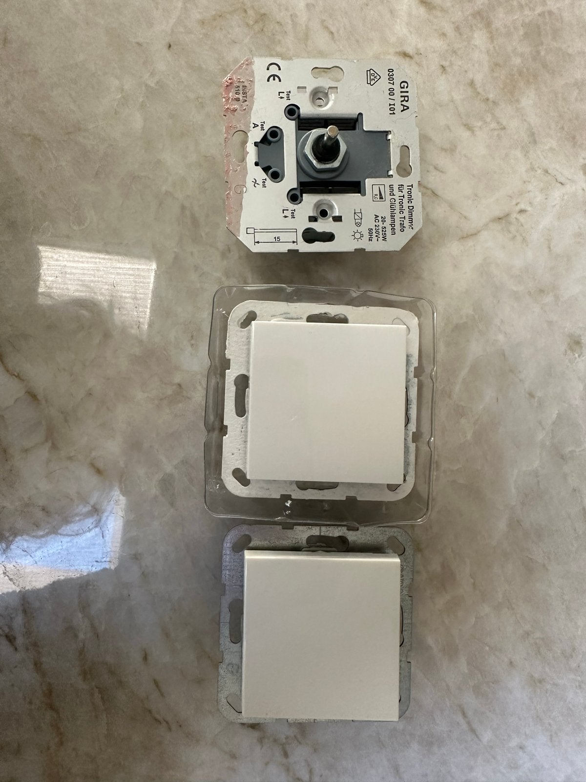 Gira dimmer met twee schakelaars, Ophalen of Verzenden, Gebruikt, Gira, Dimmer