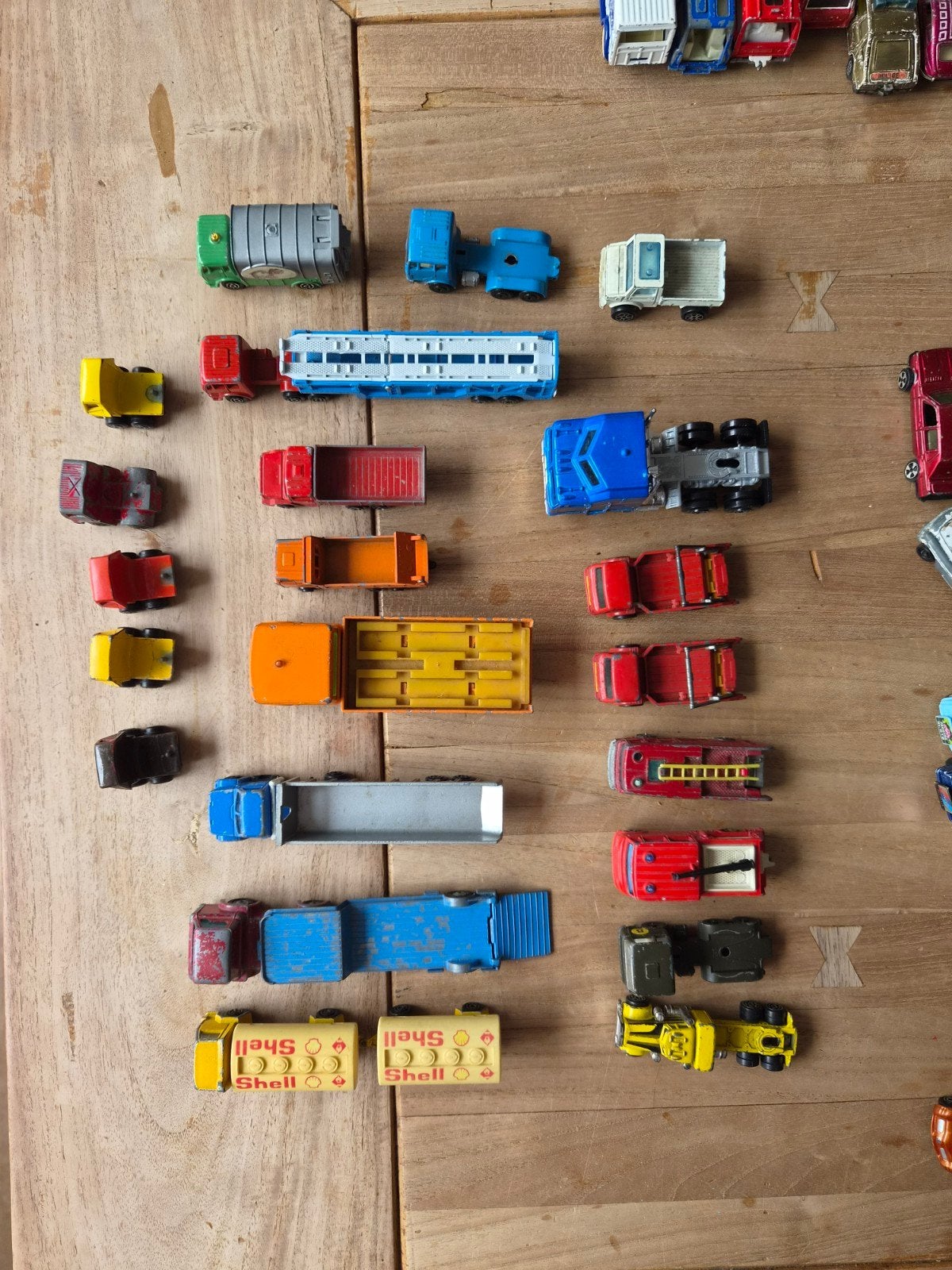 Verzameling model auto's en vrachtwagens (Yatming, Whizzwhee, Hobby en Vrije tijd, Modelauto's | 1:43, Ophalen of Verzenden, Gebruikt