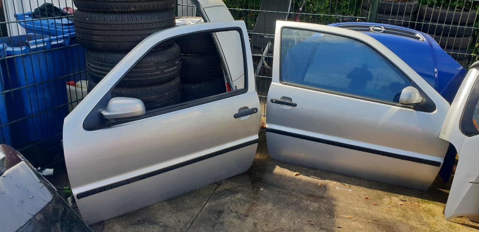 VW POLO PORTIEREN LINKS +RECHTS BJ 95 TOT 2001, Gebruikt, -, Deur, -