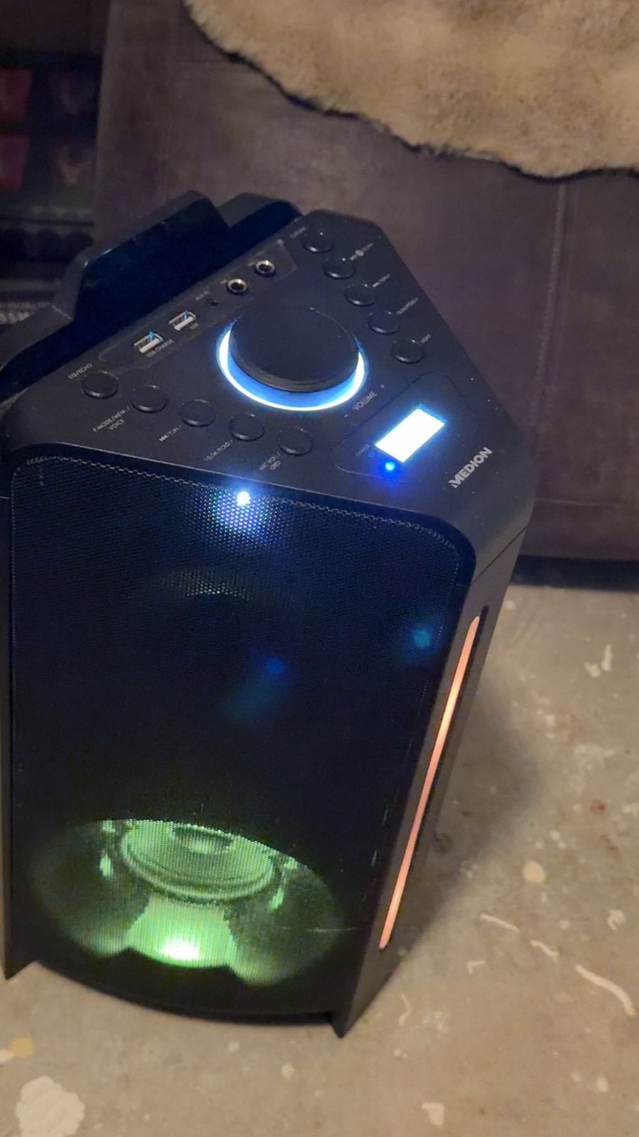 Medion Bluetooth Party Speaker met Lichteffecten, Overige merken, Overige typen, Ophalen of Verzenden, Zo goed als nieuw