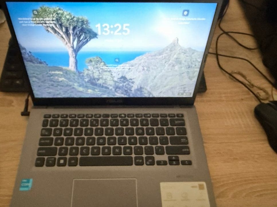 ASUS X415 Laptop - Zo goed als nieuw, ideaal voor werk/schoo, Ophalen of Verzenden, Zo goed als nieuw, 4 GB
